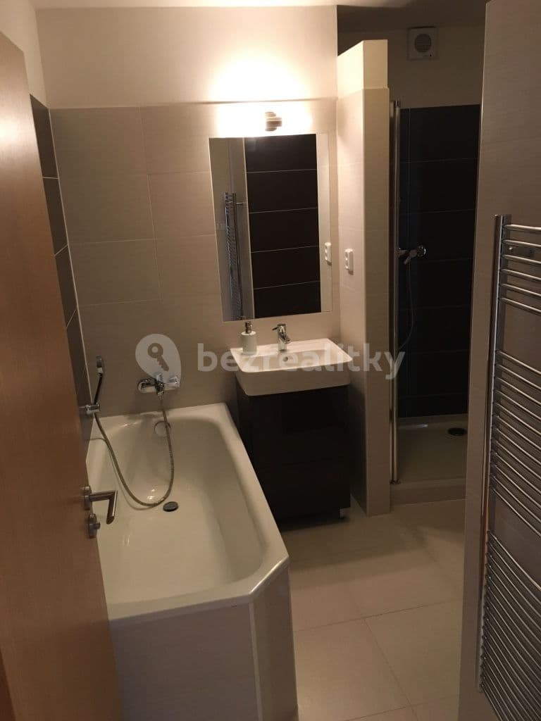 2 bedroom with open-plan kitchen flat to rent, 73 m², Strojnická, Prague, Prague 2 bedroom with open-plan kitchen flat to rent, 73 m², Strojnická, Prague, Prague