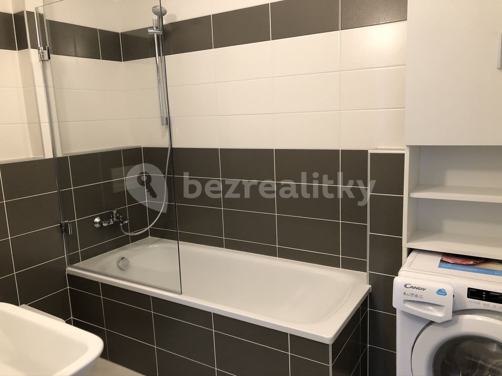 Studio flat to rent, 54 m², Honzíkova, Prague, Prague Studio flat to rent, 54 m², Honzíkova, Prague, Prague