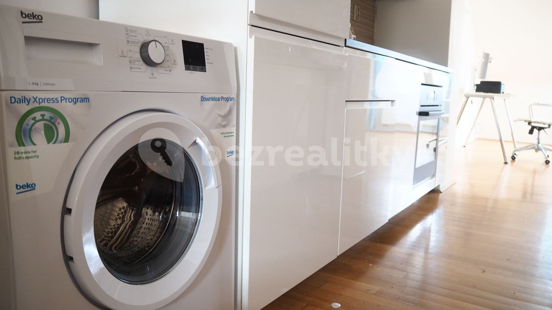 2 bedroom with open-plan kitchen flat to rent, 60 m², Spolupráce, Prague, Prague 2 bedroom with open-plan kitchen flat to rent, 60 m², Spolupráce, Prague, Prague