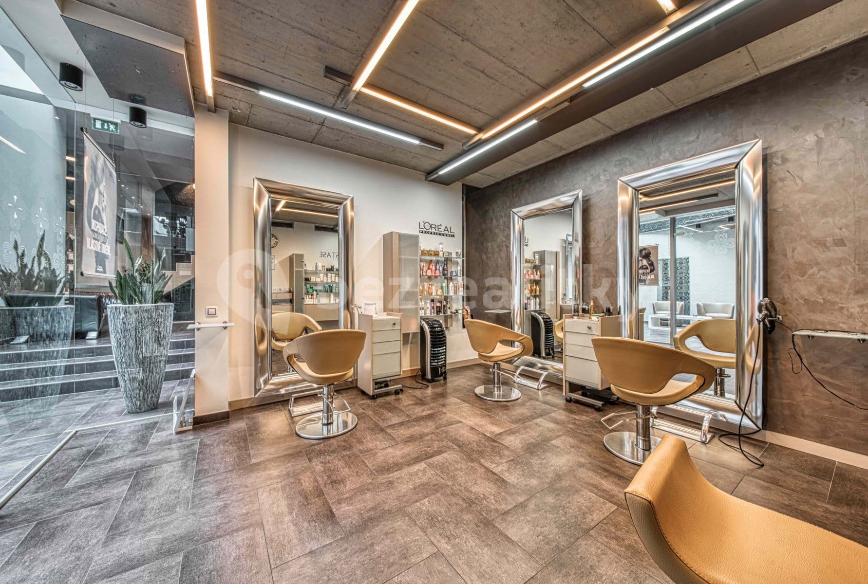 non-residential property to rent, 32 m², K sopce, Prague, Prague non-residential property to rent, 32 m², K sopce, Prague, Prague