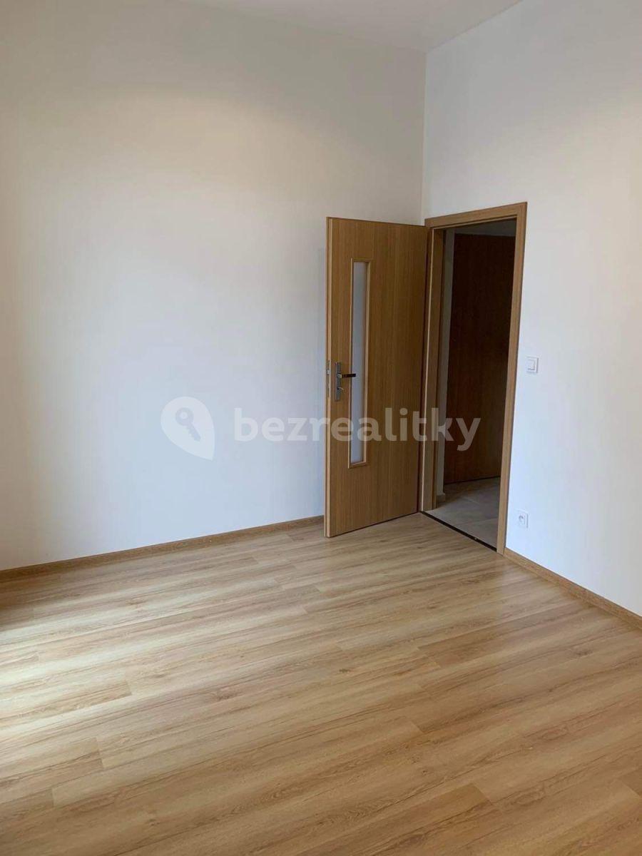 1 bedroom with open-plan kitchen flat to rent, 42 m², Vašatova, Kladno, Středočeský Region