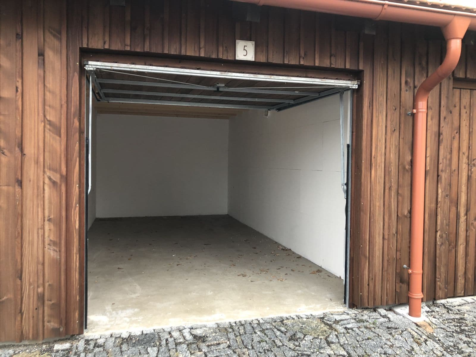 garage to rent, 15 m², U Pivovaru, Dobříš, Středočeský Region garage to rent, 15 m², U Pivovaru, Dobříš, Středočeský Region