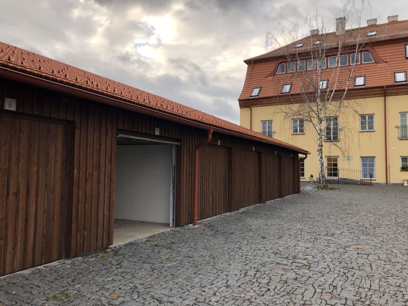 garage to rent, 15 m², U Pivovaru, Dobříš, Středočeský Region garage to rent, 15 m², U Pivovaru, Dobříš, Středočeský Region