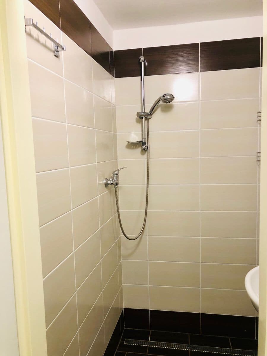 Studio flat to rent, 28 m², Kloboučnická, Prague, Prague Studio flat to rent, 28 m², Kloboučnická, Prague, Prague