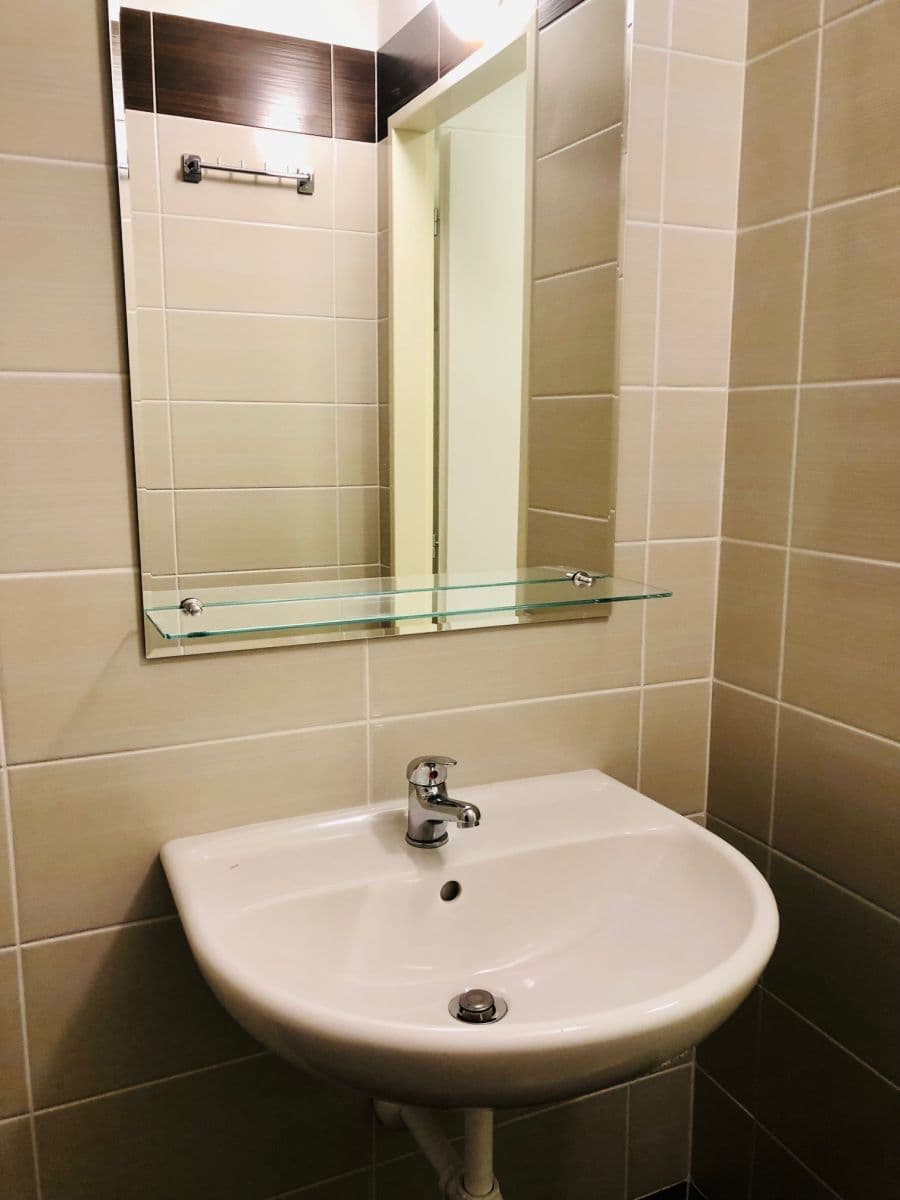 Studio flat to rent, 28 m², Kloboučnická, Prague, Prague Studio flat to rent, 28 m², Kloboučnická, Prague, Prague