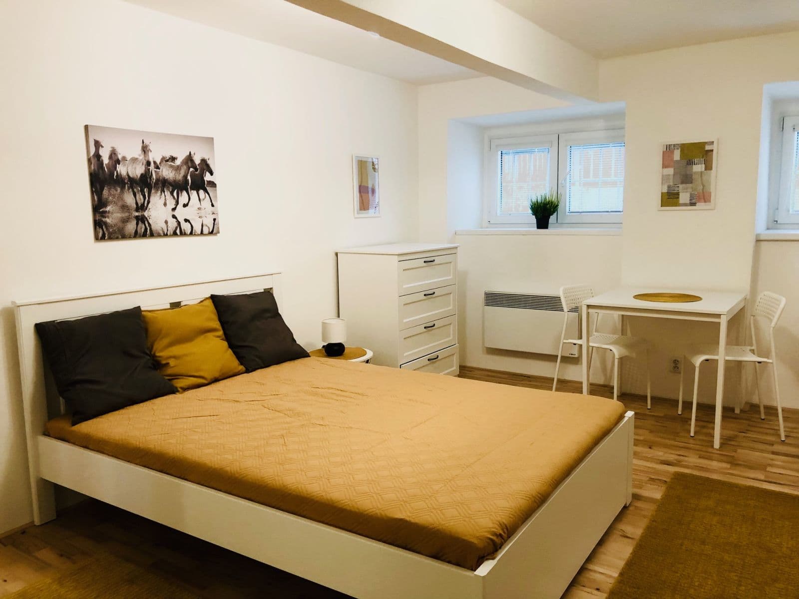 Studio flat to rent, 28 m², Kloboučnická, Prague, Prague Studio flat to rent, 28 m², Kloboučnická, Prague, Prague
