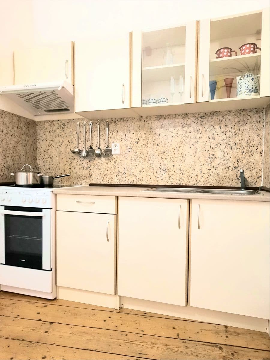 2 bedroom flat to rent, 40 m², Vlkova, Prague, Prague 2 bedroom flat to rent, 40 m², Vlkova, Prague, Prague