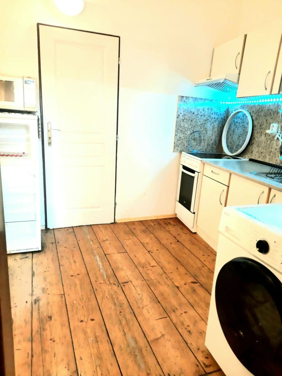 2 bedroom flat to rent, 40 m², Vlkova, Prague, Prague 2 bedroom flat to rent, 40 m², Vlkova, Prague, Prague