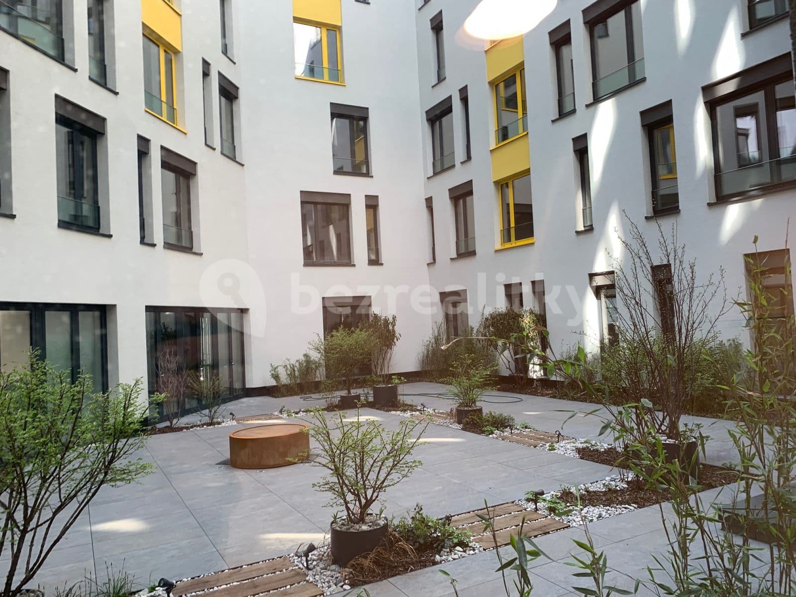 Studio flat to rent, 34 m², Kurta Konráda, Prague, Prague Studio flat to rent, 34 m², Kurta Konráda, Prague, Prague