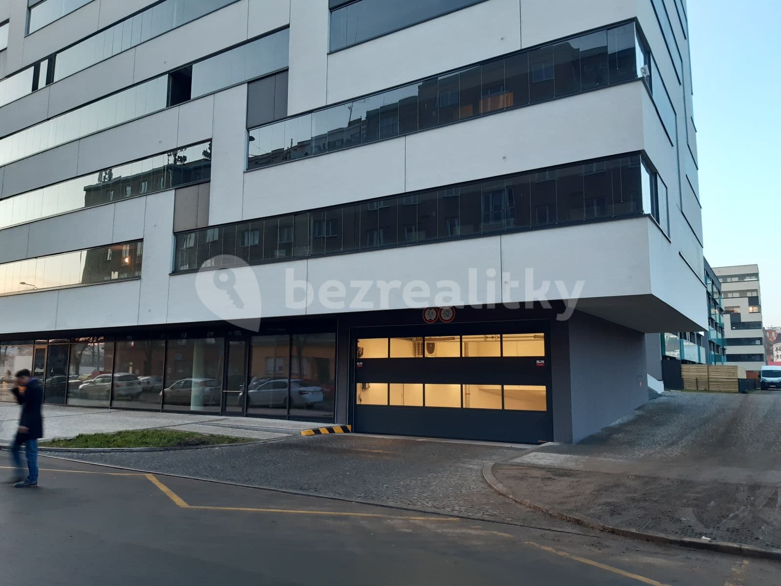 garage to rent, 15 m², U Průhonu, Prague, Prague garage to rent, 15 m², U Průhonu, Prague, Prague