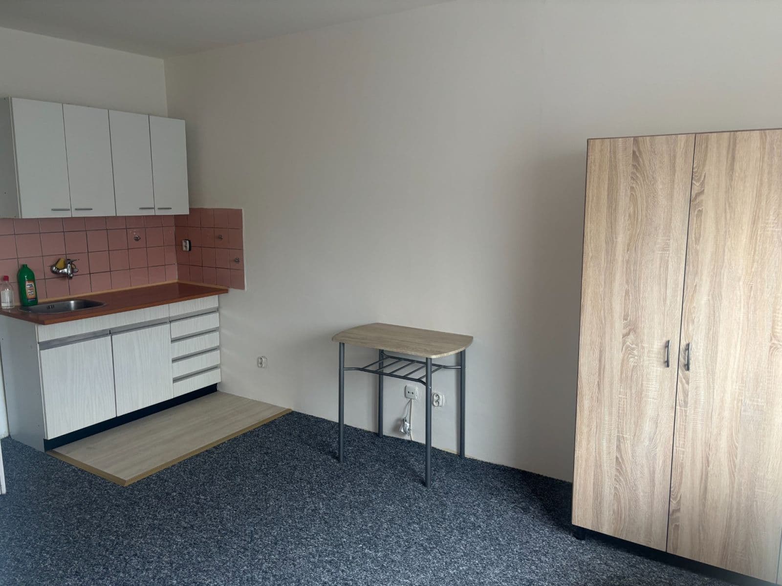 Studio flat to rent, 18 m², Čelakovského, Brno, Jihomoravský Region Studio flat to rent, 18 m², Čelakovského, Brno, Jihomoravský Region