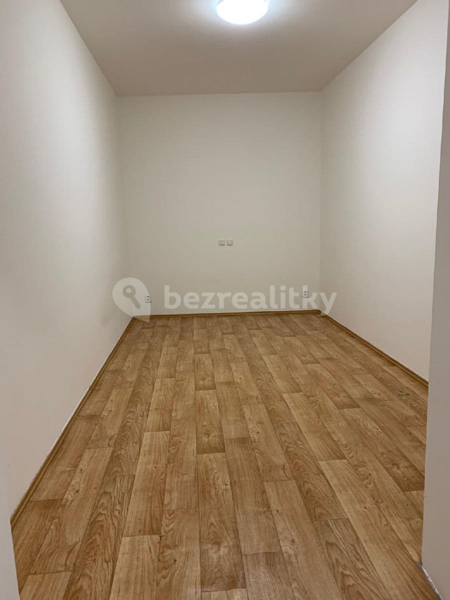 1 bedroom with open-plan kitchen flat to rent, 75 m², Lidická, Brno, Jihomoravský Region 1 bedroom with open-plan kitchen flat to rent, 75 m², Lidická, Brno, Jihomoravský Region