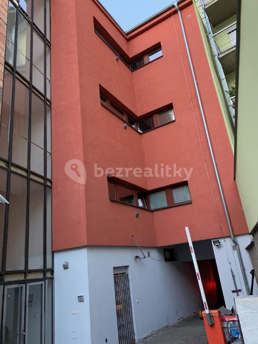 1 bedroom with open-plan kitchen flat to rent, 75 m², Lidická, Brno, Jihomoravský Region 1 bedroom with open-plan kitchen flat to rent, 75 m², Lidická, Brno, Jihomoravský Region