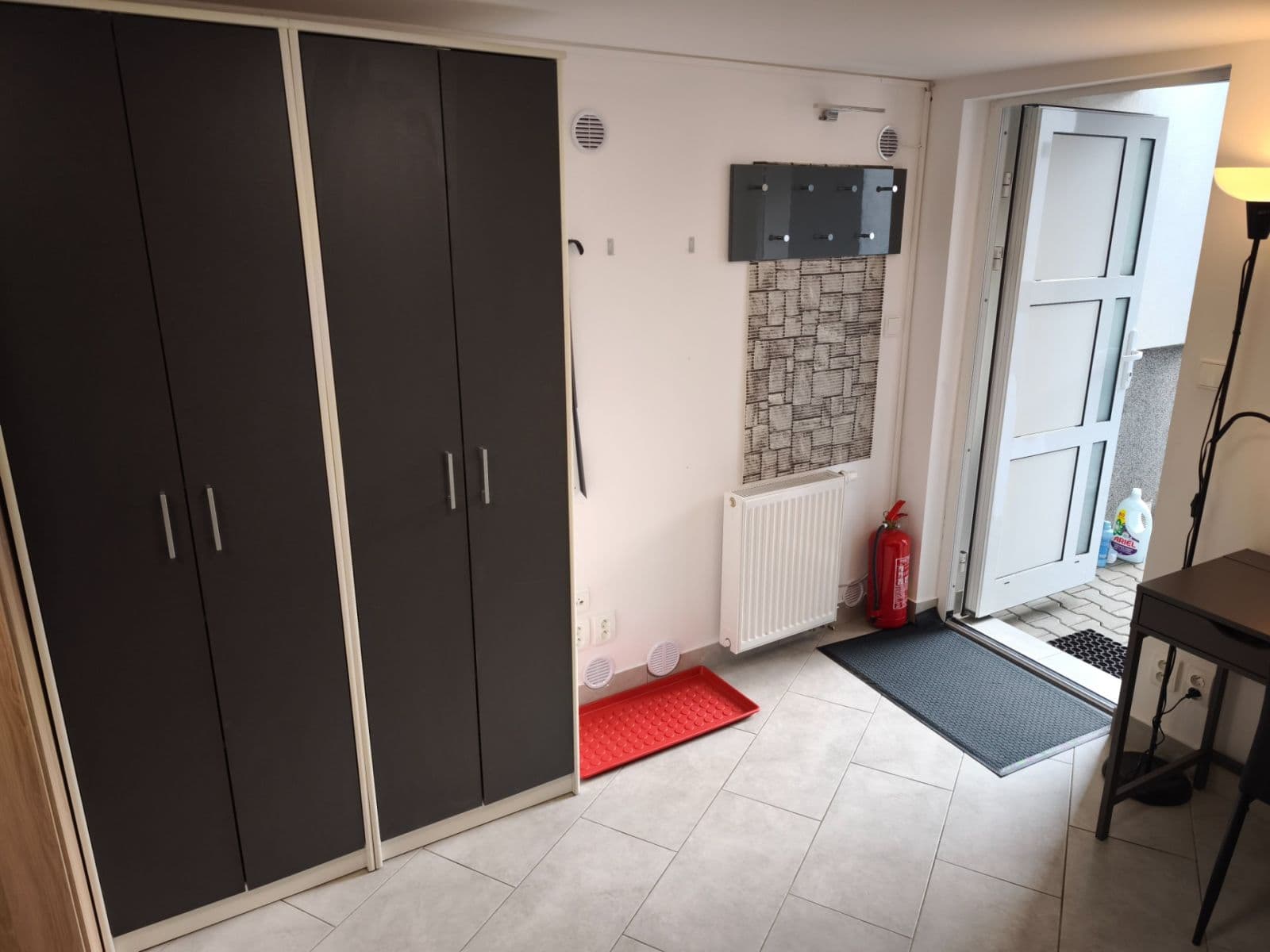 Small studio flat to rent, 18 m², Velvarská, Horoměřice, Středočeský Region Small studio flat to rent, 18 m², Velvarská, Horoměřice, Středočeský Region