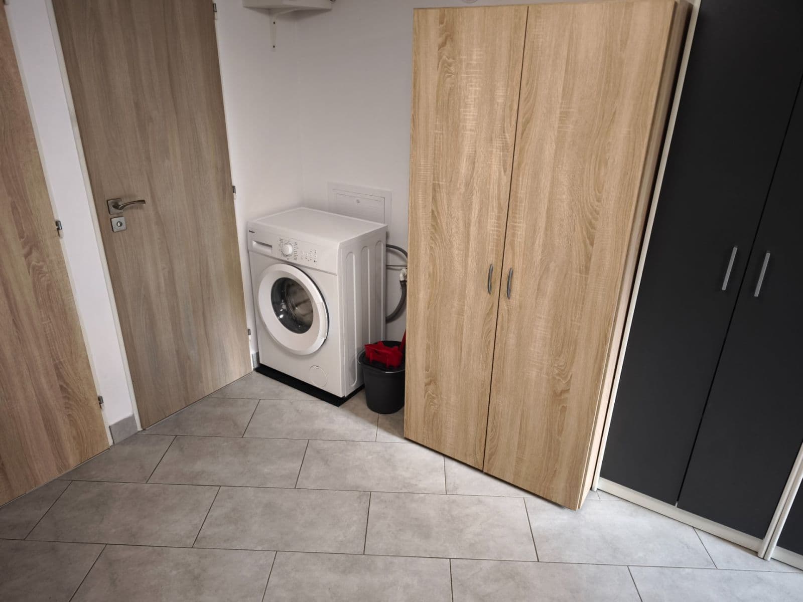 Small studio flat to rent, 18 m², Velvarská, Horoměřice, Středočeský Region Small studio flat to rent, 18 m², Velvarská, Horoměřice, Středočeský Region