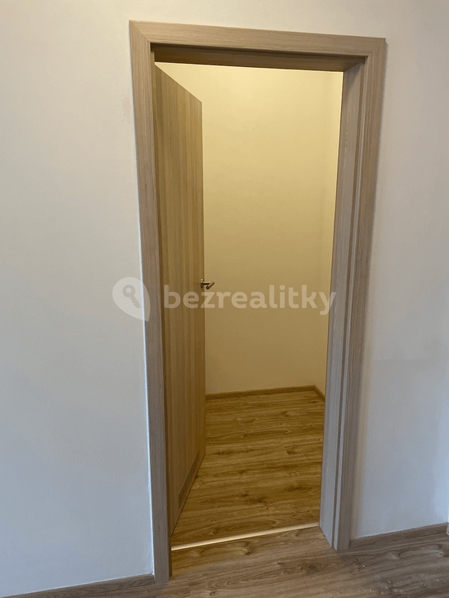 Studio flat to rent, 57 m², Zlatá Hora, Slavkov u Brna, Jihomoravský Region Studio flat to rent, 57 m², Zlatá Hora, Slavkov u Brna, Jihomoravský Region