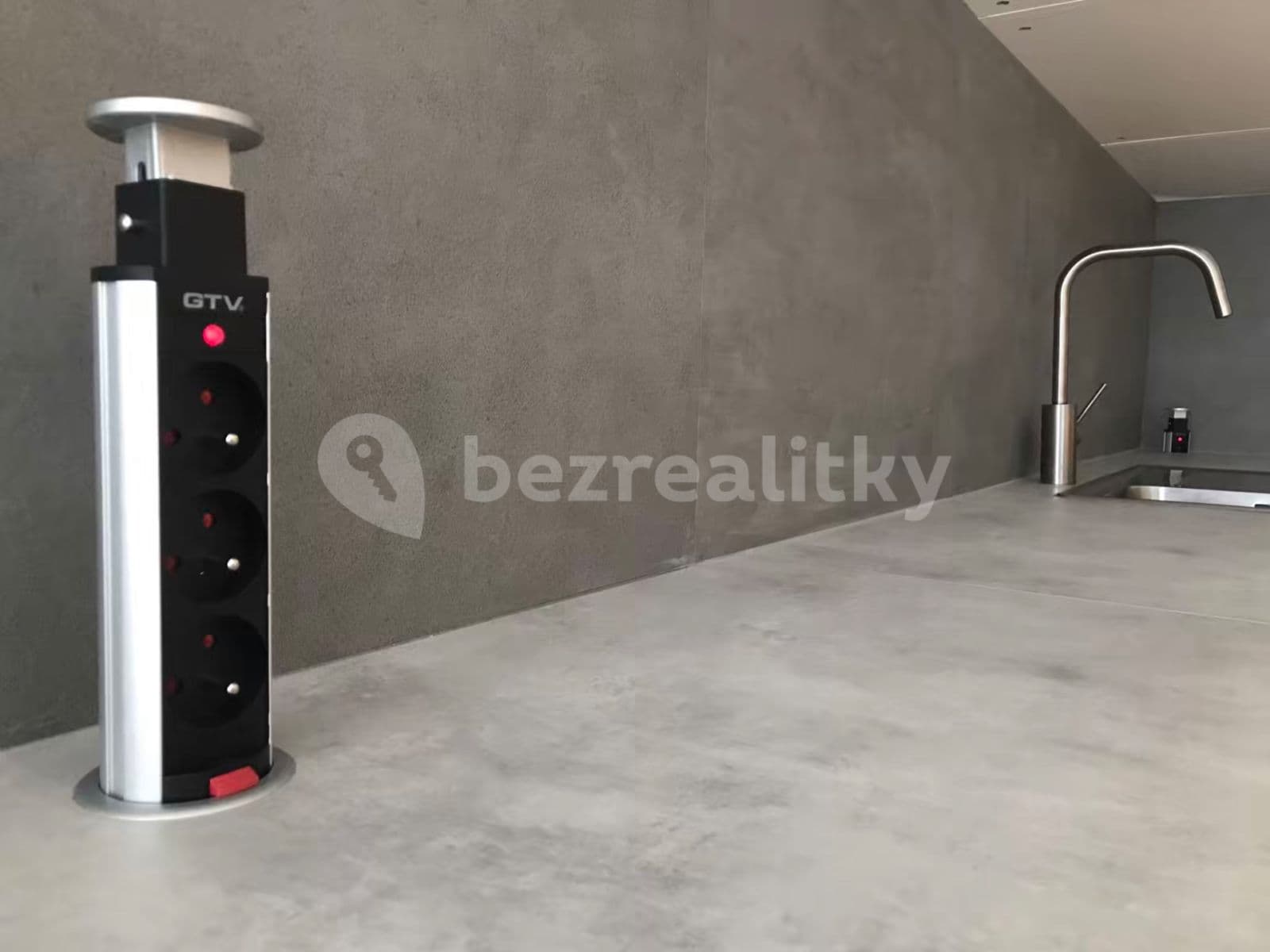1 bedroom with open-plan kitchen flat to rent, 55 m², Mlýnská, Brno, Jihomoravský Region 1 bedroom with open-plan kitchen flat to rent, 55 m², Mlýnská, Brno, Jihomoravský Region