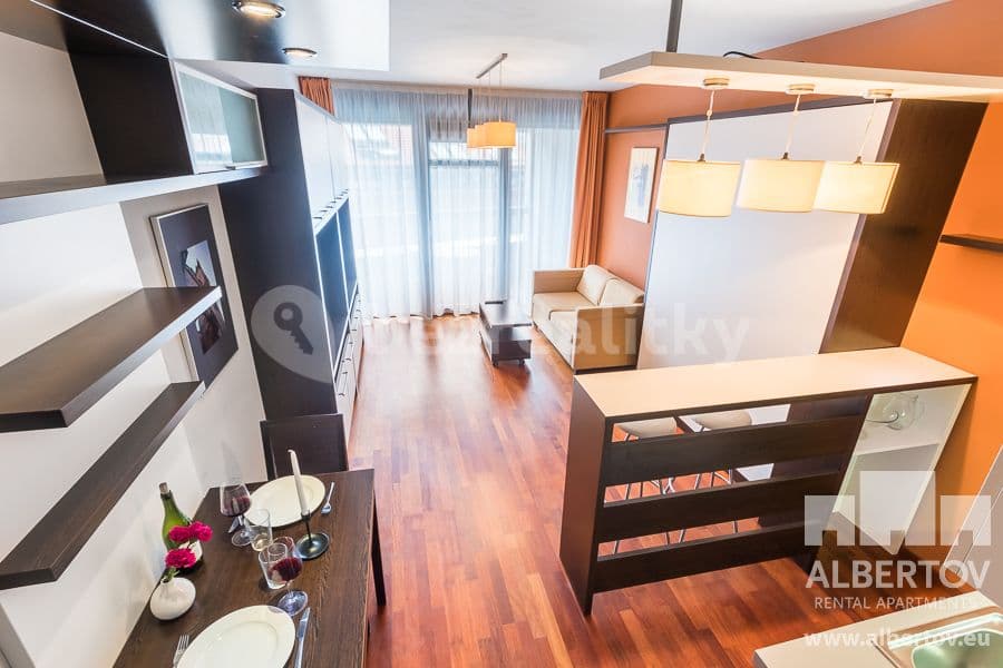 Studio flat to rent, 33 m², Horská, Prague, Prague Studio flat to rent, 33 m², Horská, Prague, Prague