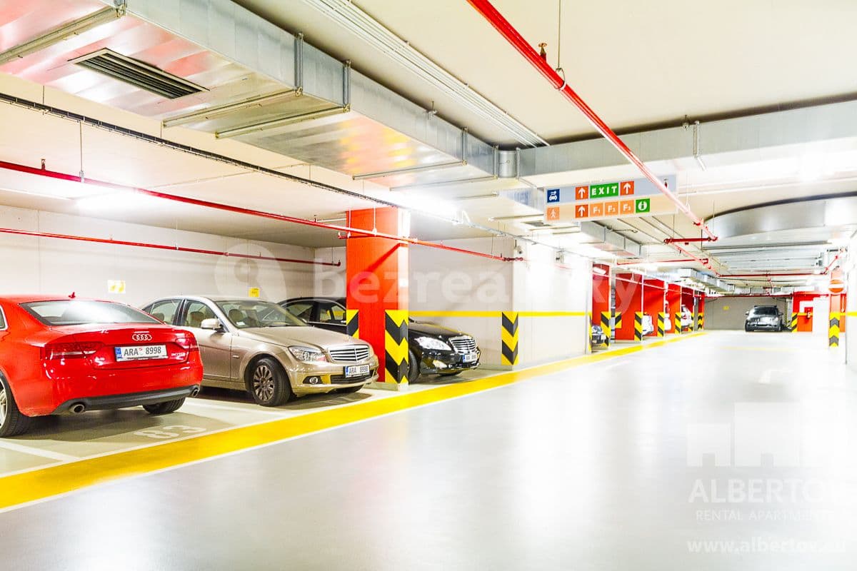 1 bedroom with open-plan kitchen flat to rent, 50 m², Horská, Prague, Prague 1 bedroom with open-plan kitchen flat to rent, 50 m², Horská, Prague, Prague