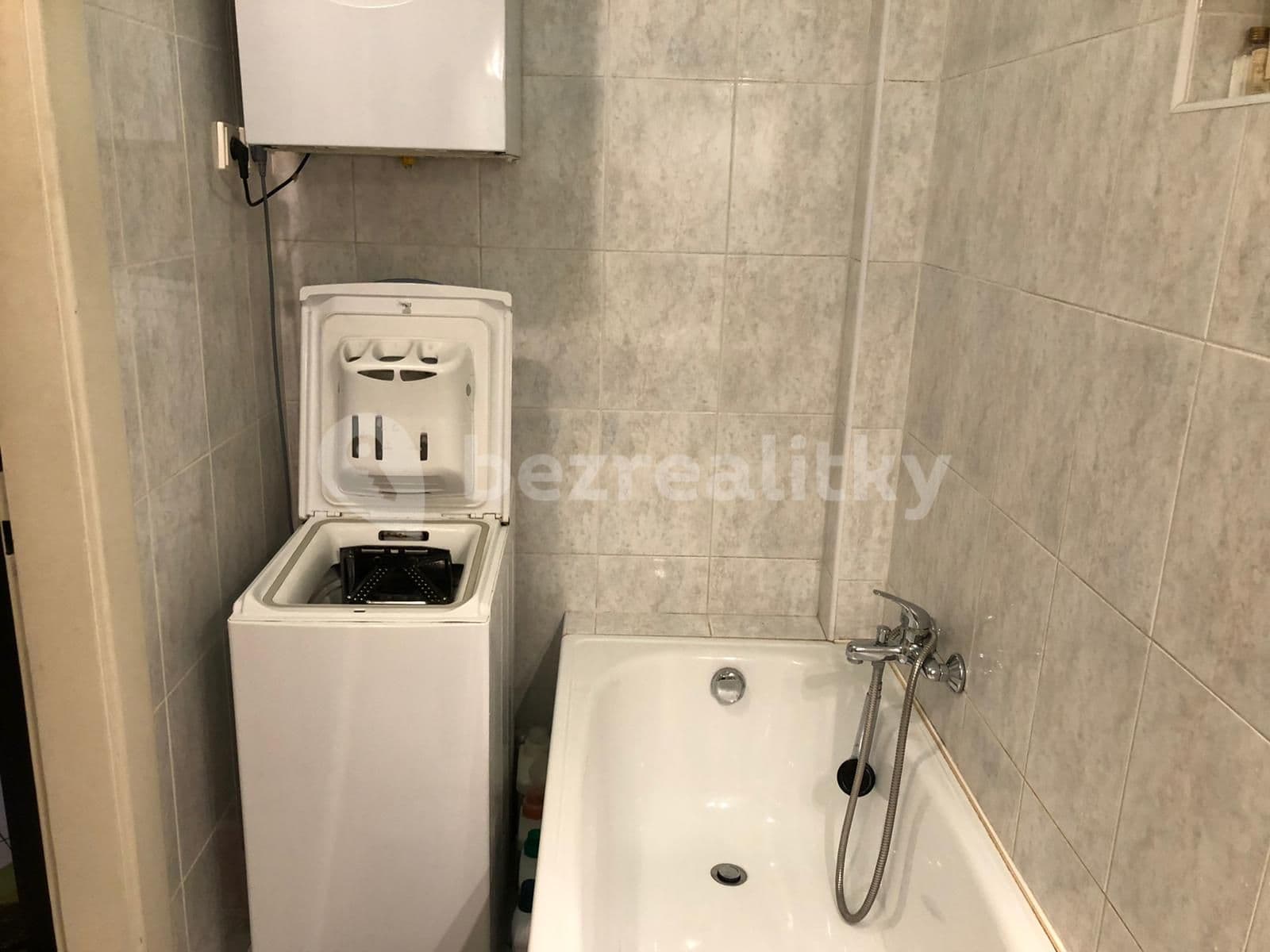 1 bedroom with open-plan kitchen flat to rent, 45 m², Polská, Prague, Prague 1 bedroom with open-plan kitchen flat to rent, 45 m², Polská, Prague, Prague