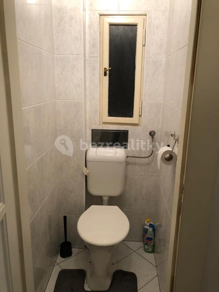 1 bedroom with open-plan kitchen flat to rent, 45 m², Polská, Prague, Prague 1 bedroom with open-plan kitchen flat to rent, 45 m², Polská, Prague, Prague