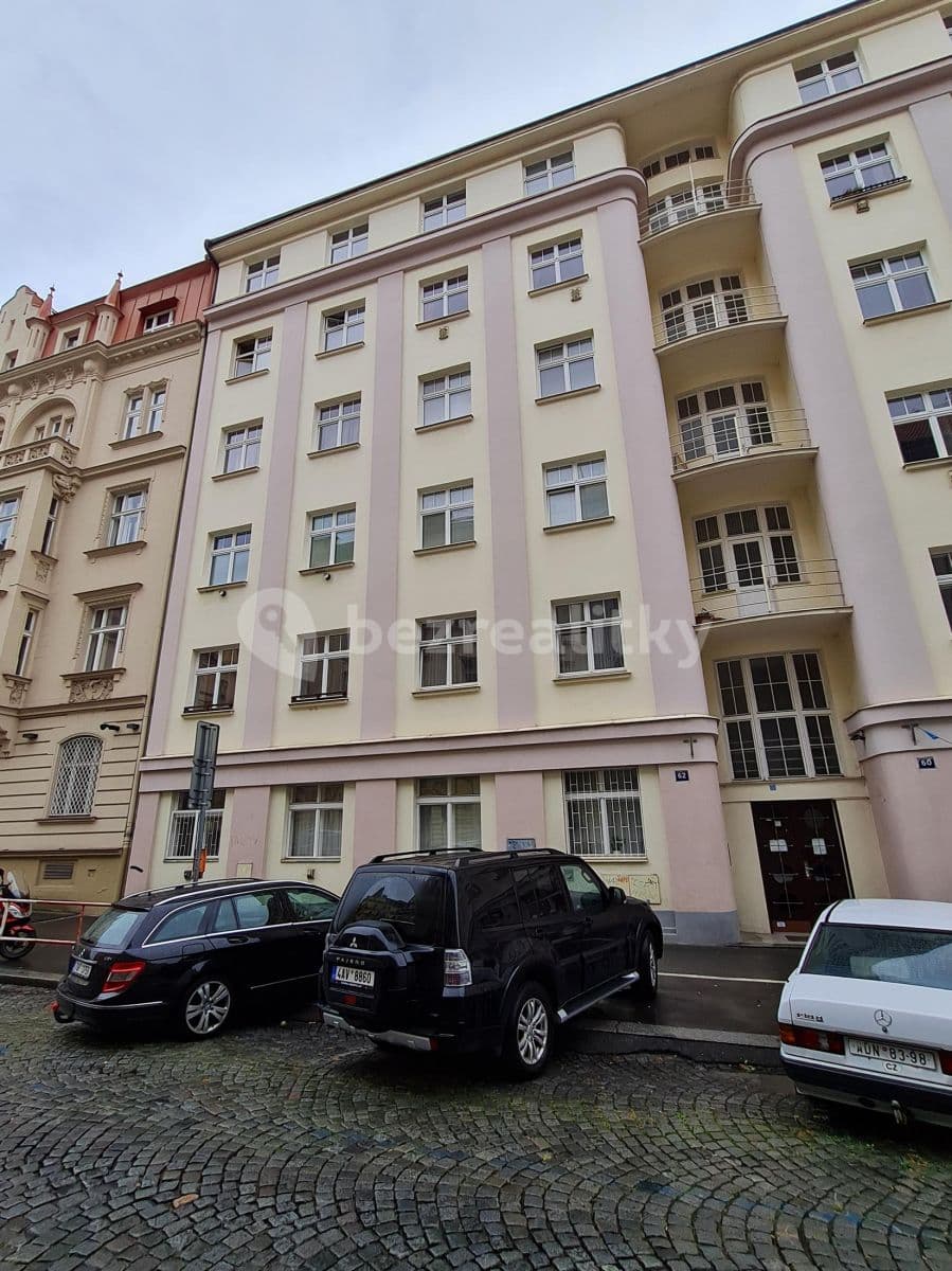 1 bedroom with open-plan kitchen flat to rent, 45 m², Polská, Prague, Prague 1 bedroom with open-plan kitchen flat to rent, 45 m², Polská, Prague, Prague