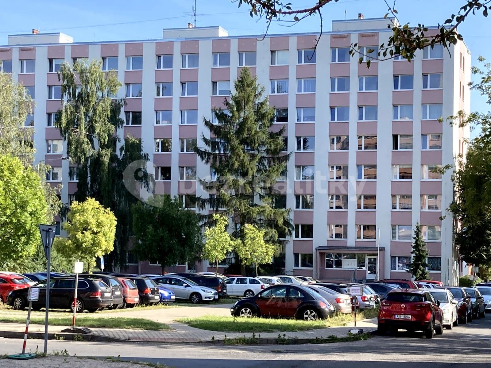 2 bedroom with open-plan kitchen flat to rent, 76 m², Na růžovém poli, Kladno, Středočeský Region 2 bedroom with open-plan kitchen flat to rent, 76 m², Na růžovém poli, Kladno, Středočeský Region