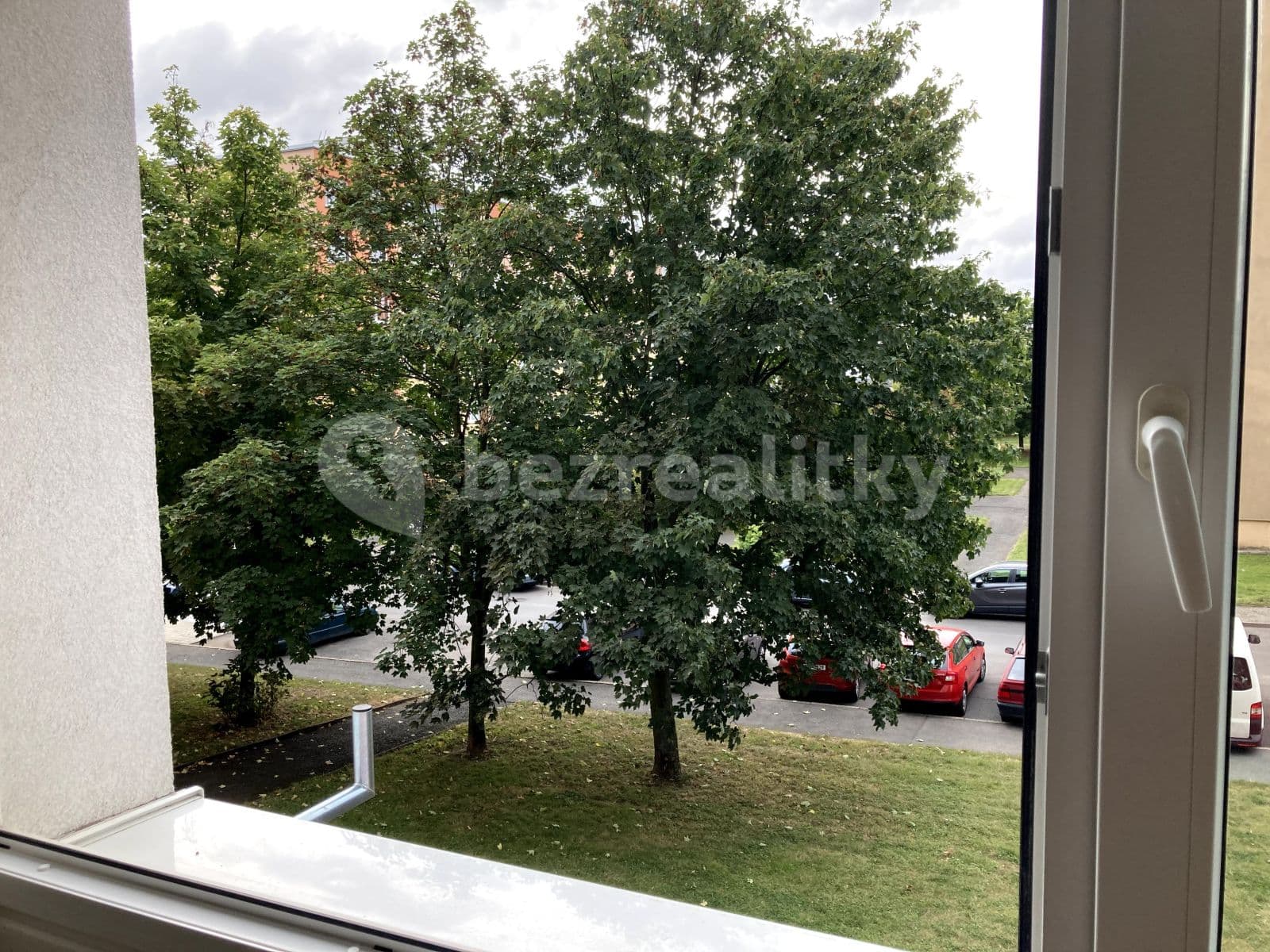 2 bedroom with open-plan kitchen flat to rent, 76 m², Na růžovém poli, Kladno, Středočeský Region 2 bedroom with open-plan kitchen flat to rent, 76 m², Na růžovém poli, Kladno, Středočeský Region