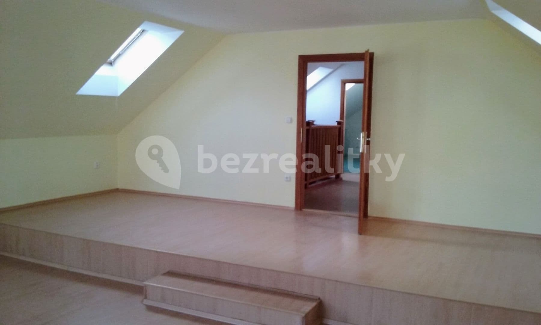 4 bedroom flat to rent, 228 m², 1. máje, Olomouc, Olomoucký Region 4 bedroom flat to rent, 228 m², 1. máje, Olomouc, Olomoucký Region