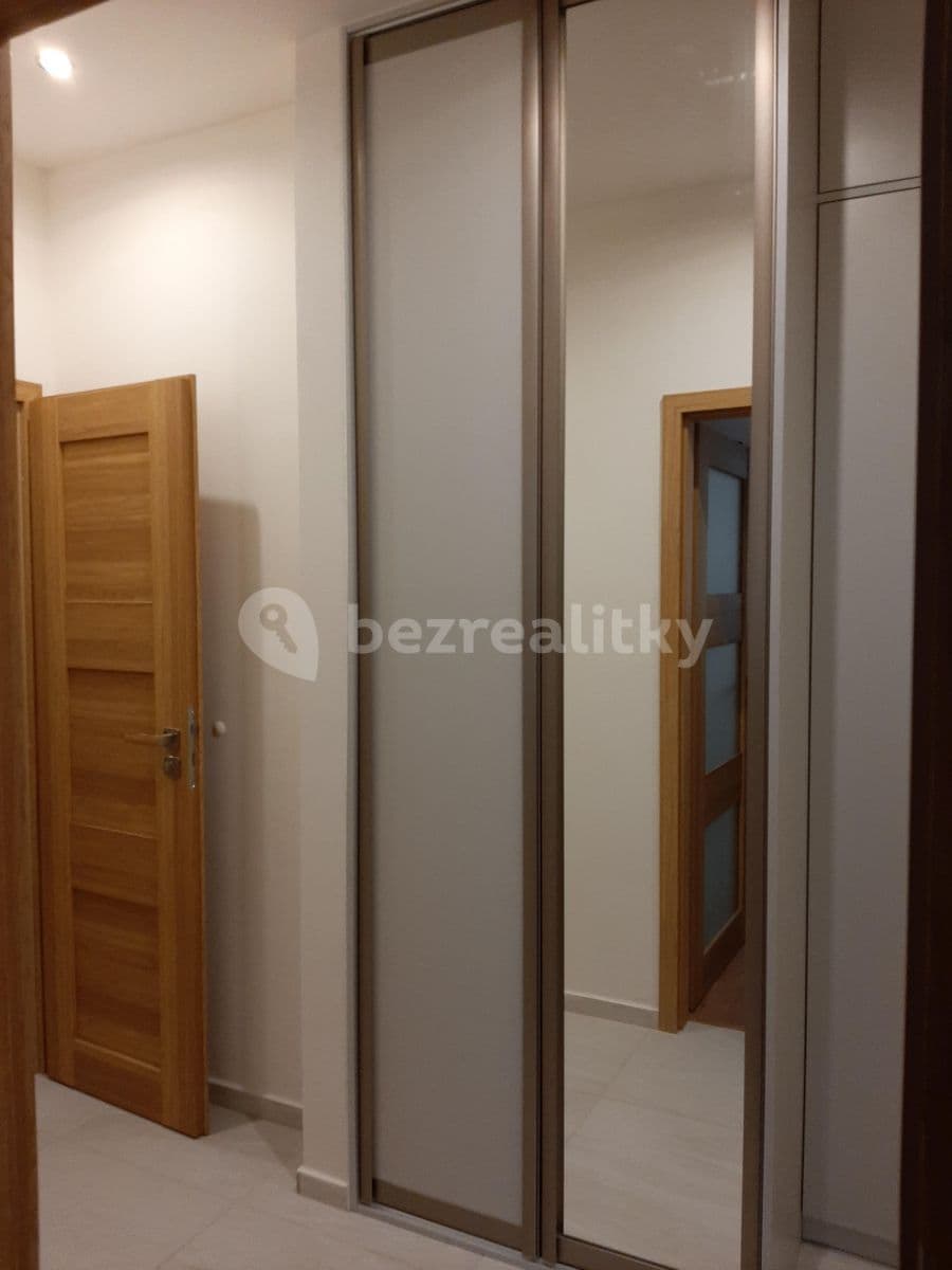1 bedroom with open-plan kitchen flat to rent, 51 m², Písecká, Prague, Prague 1 bedroom with open-plan kitchen flat to rent, 51 m², Písecká, Prague, Prague