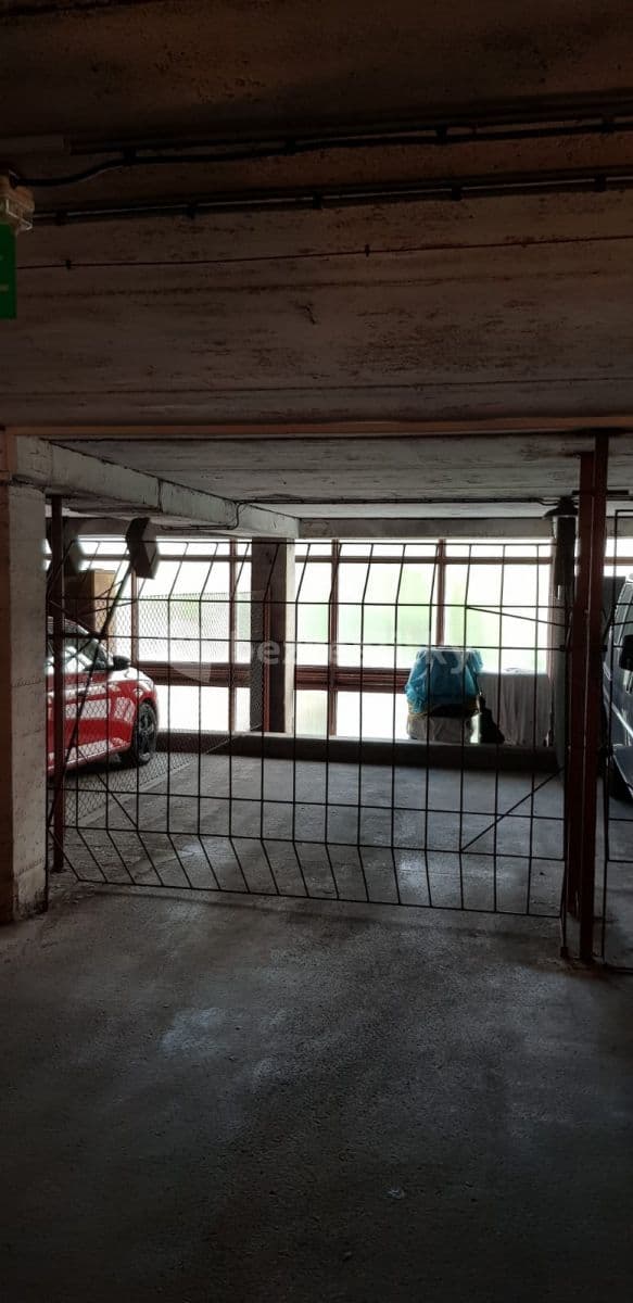 garage to rent, 18 m², Lovosická, Prague, Prague garage to rent, 18 m², Lovosická, Prague, Prague