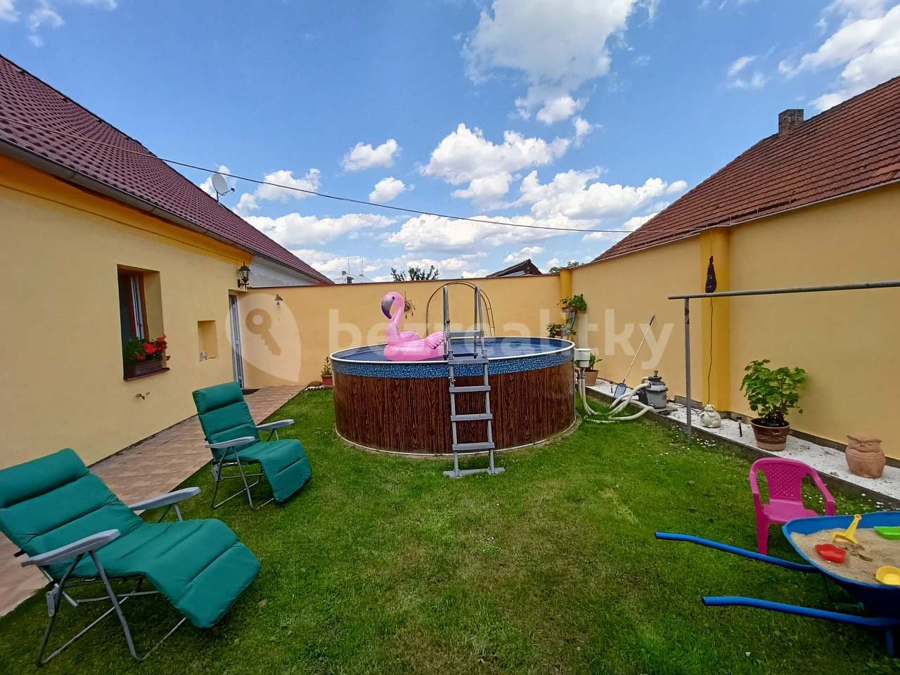 recreational property to rent, 0 m², Choustník, Jihočeský Region recreational property to rent, 0 m², Choustník, Jihočeský Region