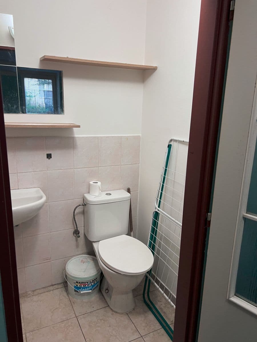 Studio flat to rent, 15 m², Okrouhlická, Prague, Prague Studio flat to rent, 15 m², Okrouhlická, Prague, Prague