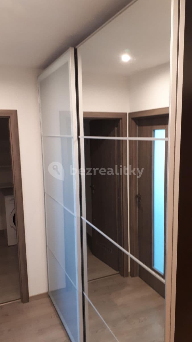 2 bedroom with open-plan kitchen flat to rent, 72 m², Na Skalkách, Neratovice, Středočeský Region 2 bedroom with open-plan kitchen flat to rent, 72 m², Na Skalkách, Neratovice, Středočeský Region