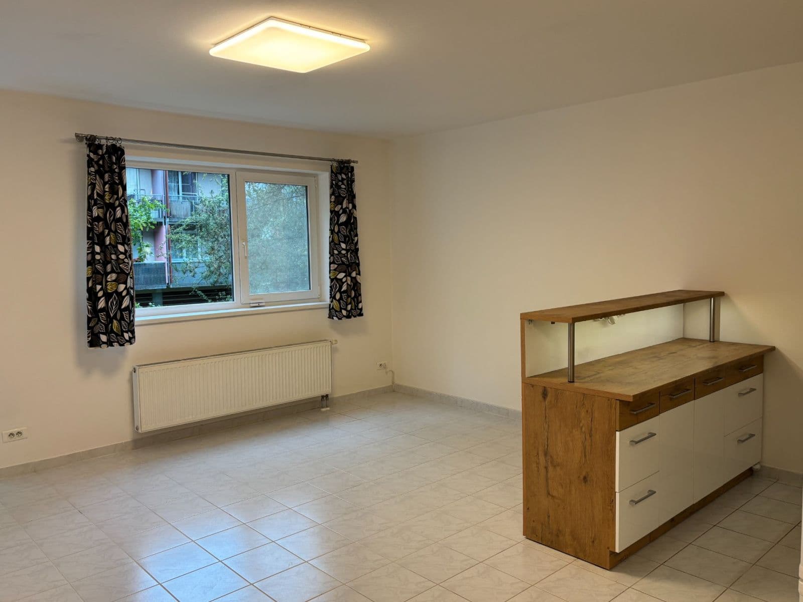 Studio flat to rent, 37 m², Kostomlatská, Prague, Prague Studio flat to rent, 37 m², Kostomlatská, Prague, Prague