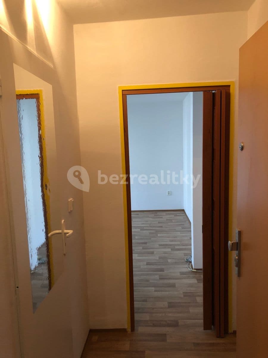 1 bedroom flat to rent, 30 m², Spojovací, Milovice, Středočeský Region 1 bedroom flat to rent, 30 m², Spojovací, Milovice, Středočeský Region