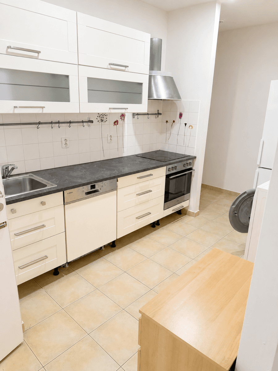 1 bedroom with open-plan kitchen flat to rent, 50 m², Mládeže, Prague, Prague 1 bedroom with open-plan kitchen flat to rent, 50 m², Mládeže, Prague, Prague
