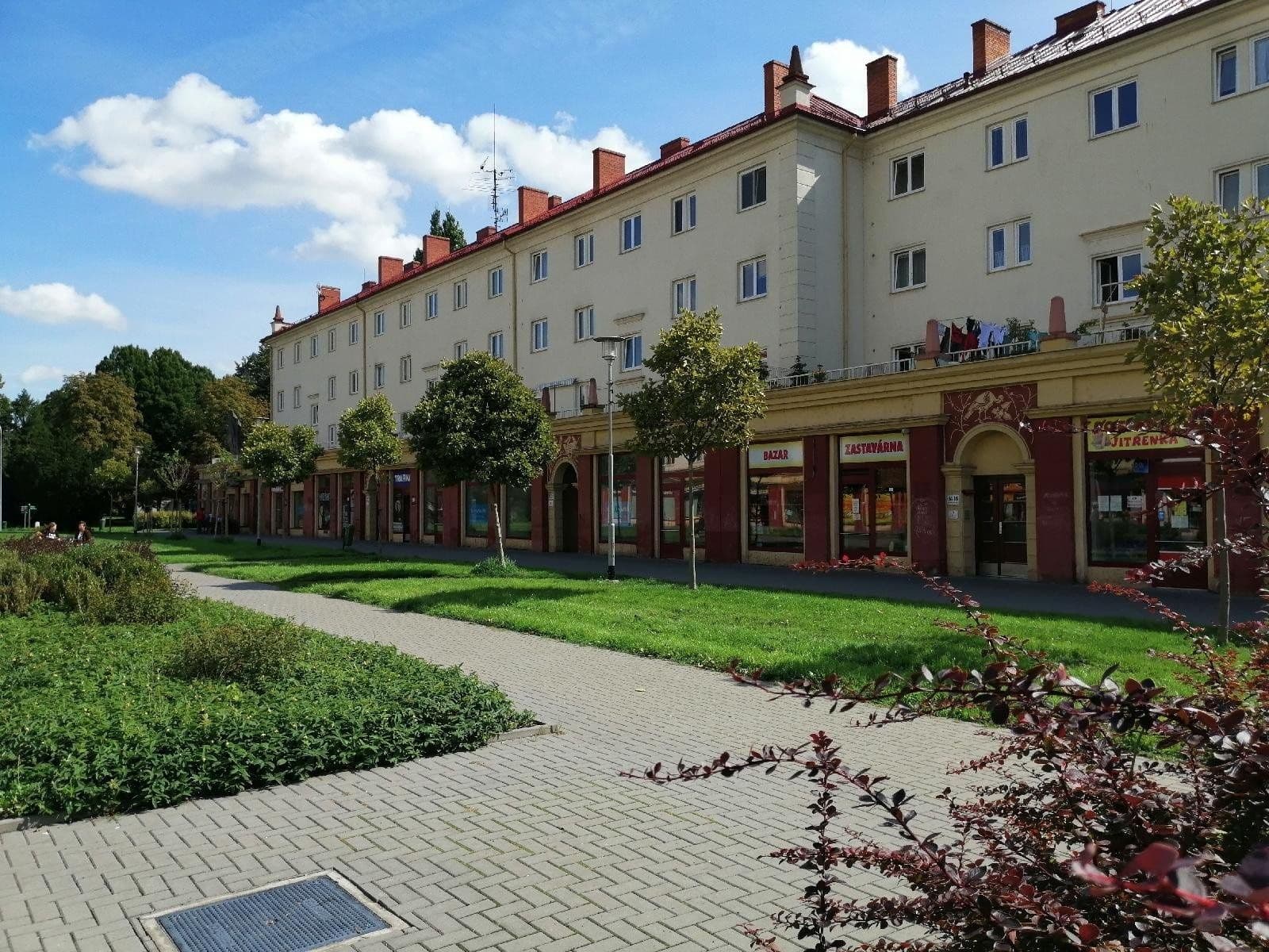 non-residential property to rent, 126 m², nám. Budovatelů, Karviná, Moravskoslezský Region non-residential property to rent, 126 m², nám. Budovatelů, Karviná, Moravskoslezský Region