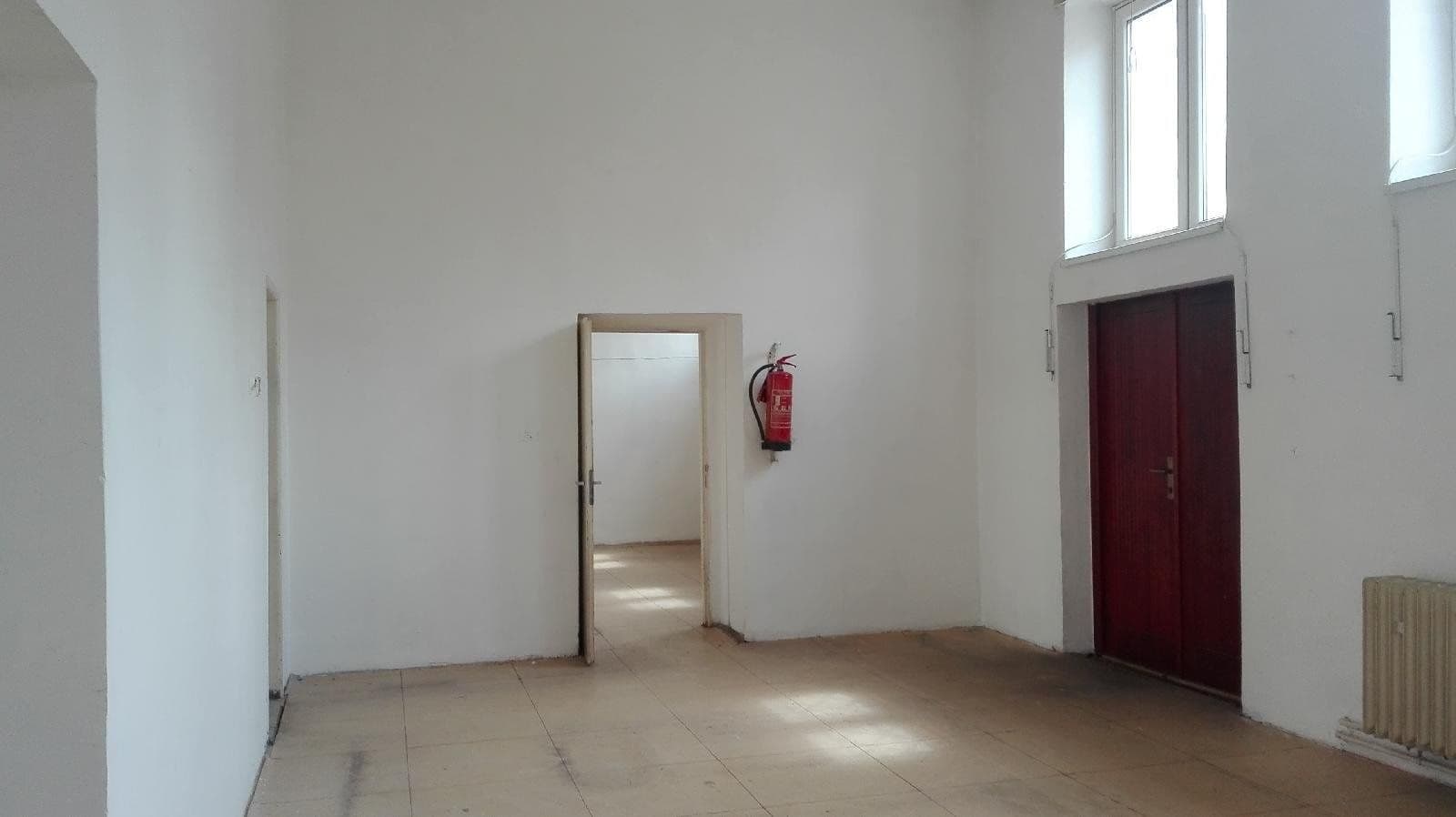 non-residential property to rent, 126 m², nám. Budovatelů, Karviná, Moravskoslezský Region non-residential property to rent, 126 m², nám. Budovatelů, Karviná, Moravskoslezský Region