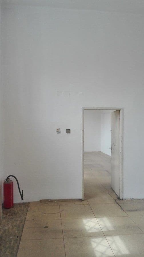 non-residential property to rent, 126 m², nám. Budovatelů, Karviná, Moravskoslezský Region non-residential property to rent, 126 m², nám. Budovatelů, Karviná, Moravskoslezský Region