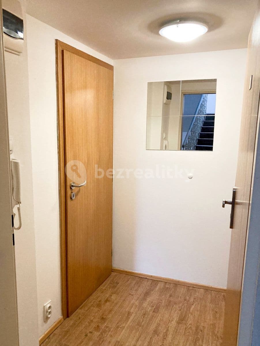 Studio flat to rent, 23 m², Cimburkova, Prague, Prague Studio flat to rent, 23 m², Cimburkova, Prague, Prague