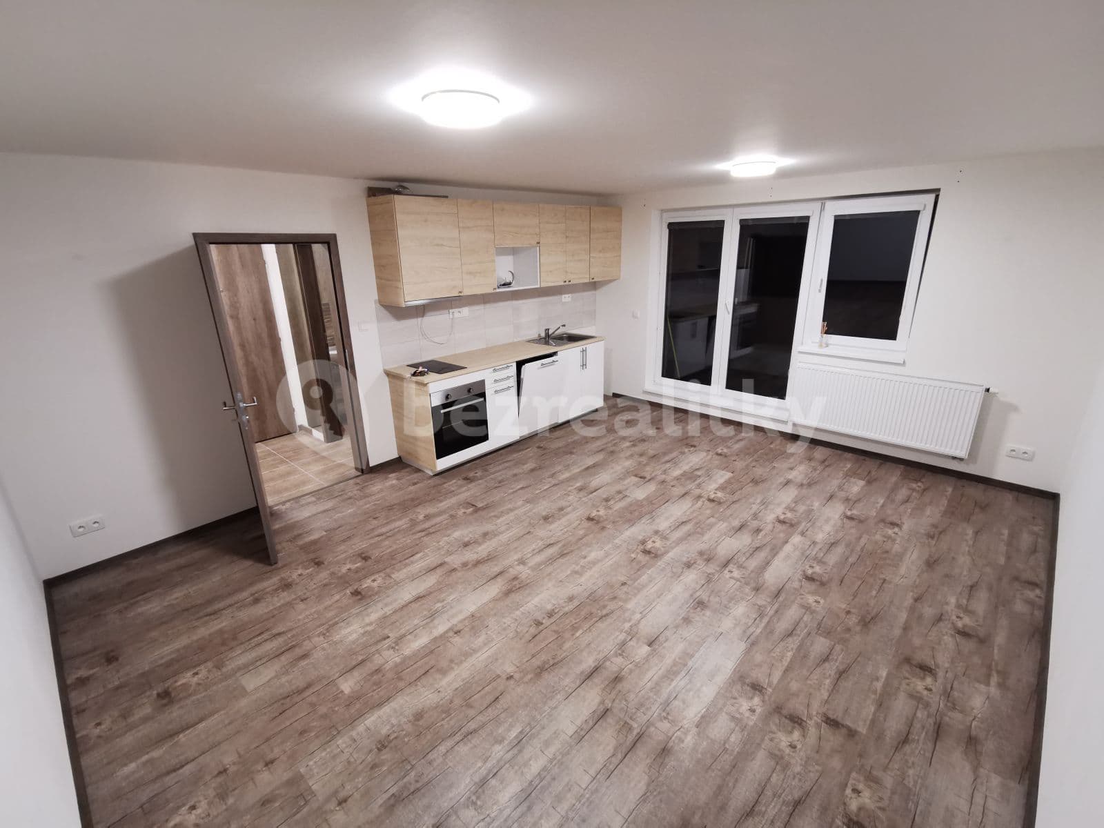 Studio flat to rent, 45 m², Mikšíčkova, Brno, Jihomoravský Region Studio flat to rent, 45 m², Mikšíčkova, Brno, Jihomoravský Region