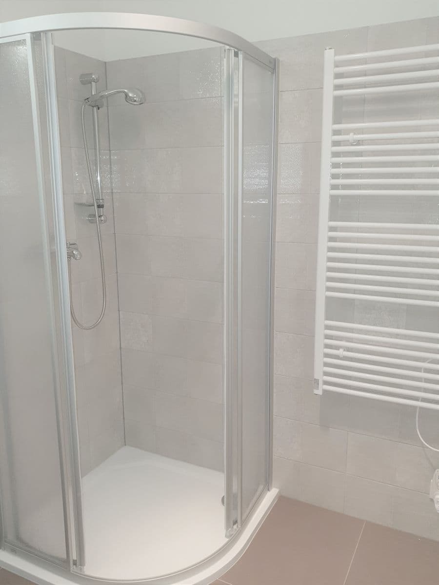 Studio flat to rent, 22 m², Moskevská, Prague, Prague Studio flat to rent, 22 m², Moskevská, Prague, Prague