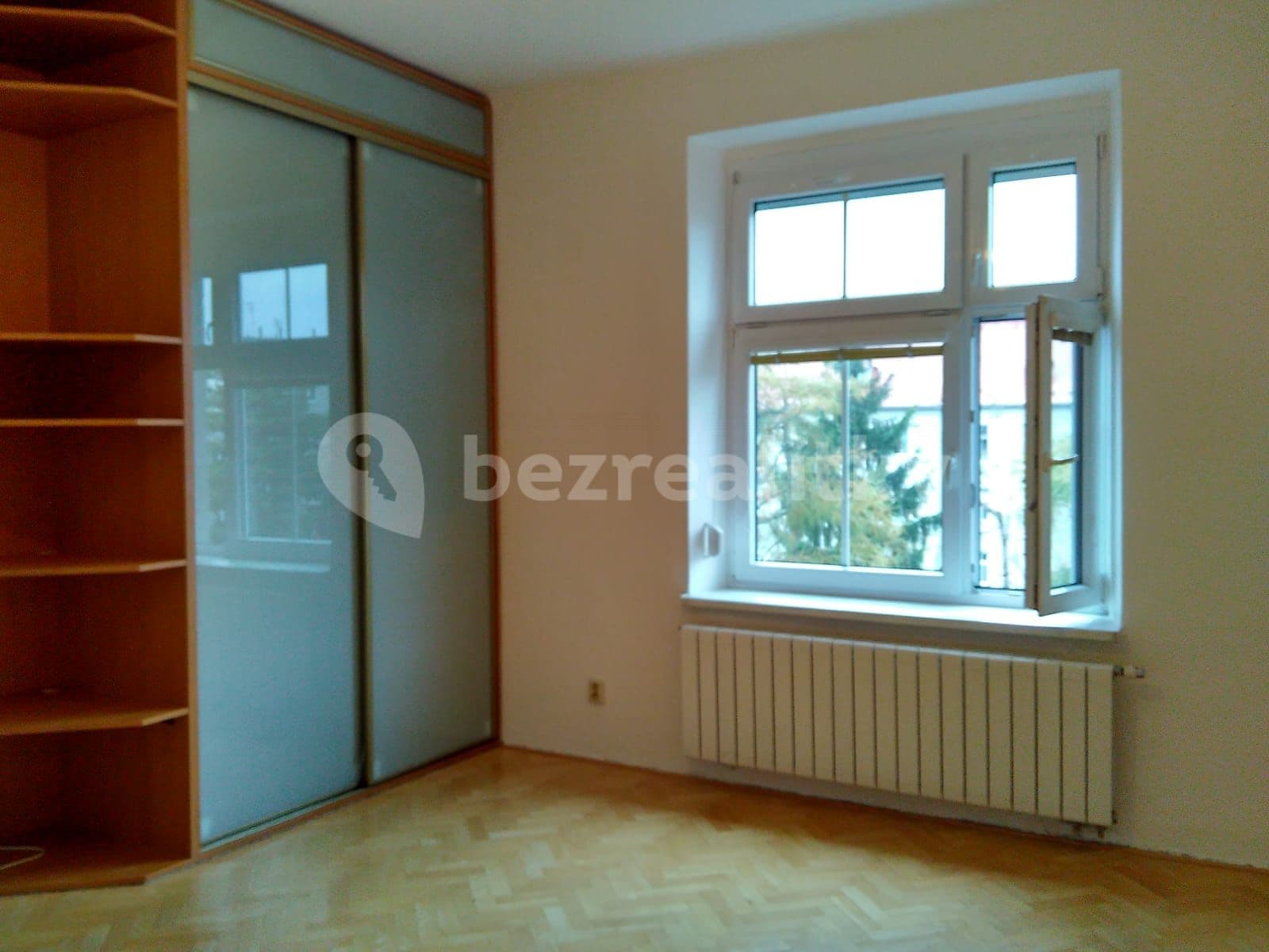 1 bedroom with open-plan kitchen flat to rent, 47 m², Šmeralova, Olomouc, Olomoucký Region 1 bedroom with open-plan kitchen flat to rent, 47 m², Šmeralova, Olomouc, Olomoucký Region