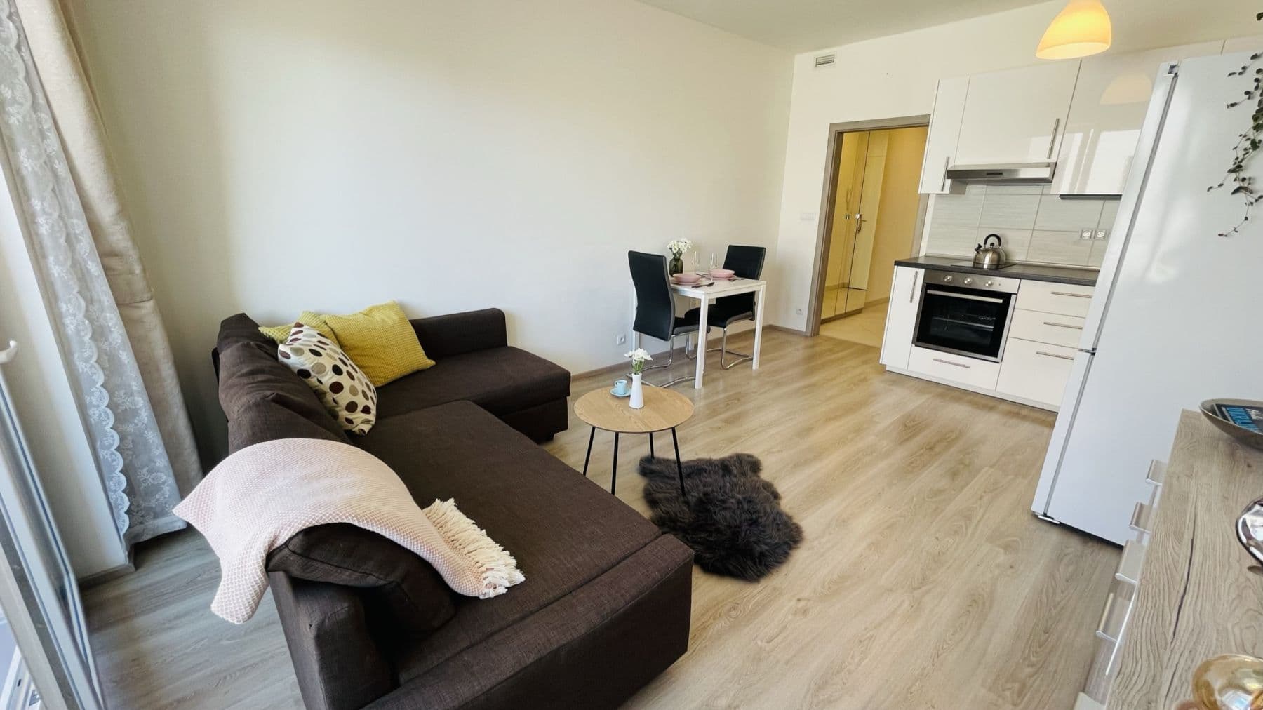 Studio flat to rent, 34 m², Petrohradská, Prague, Prague Studio flat to rent, 34 m², Petrohradská, Prague, Prague