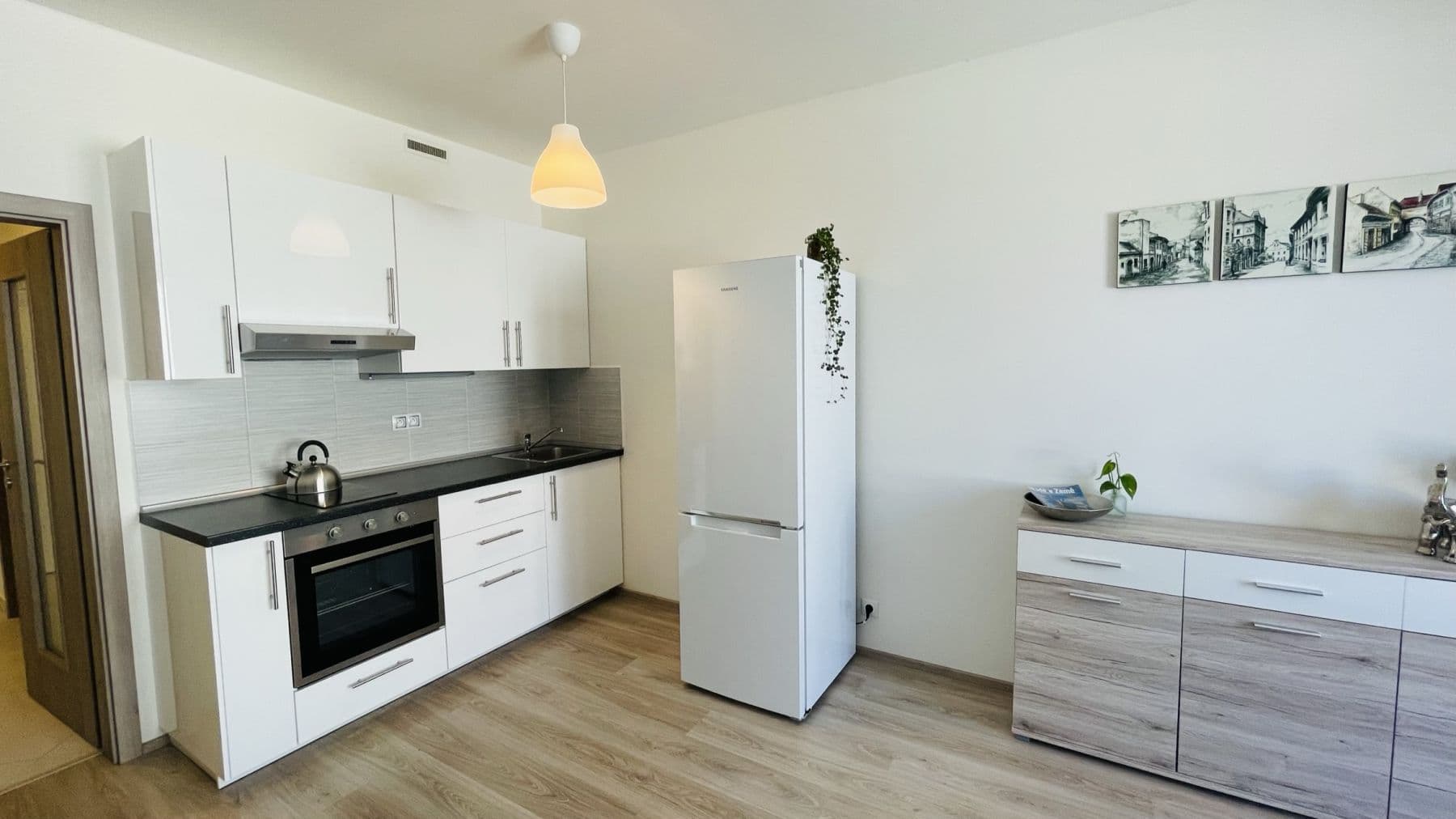 Studio flat to rent, 34 m², Petrohradská, Prague, Prague Studio flat to rent, 34 m², Petrohradská, Prague, Prague