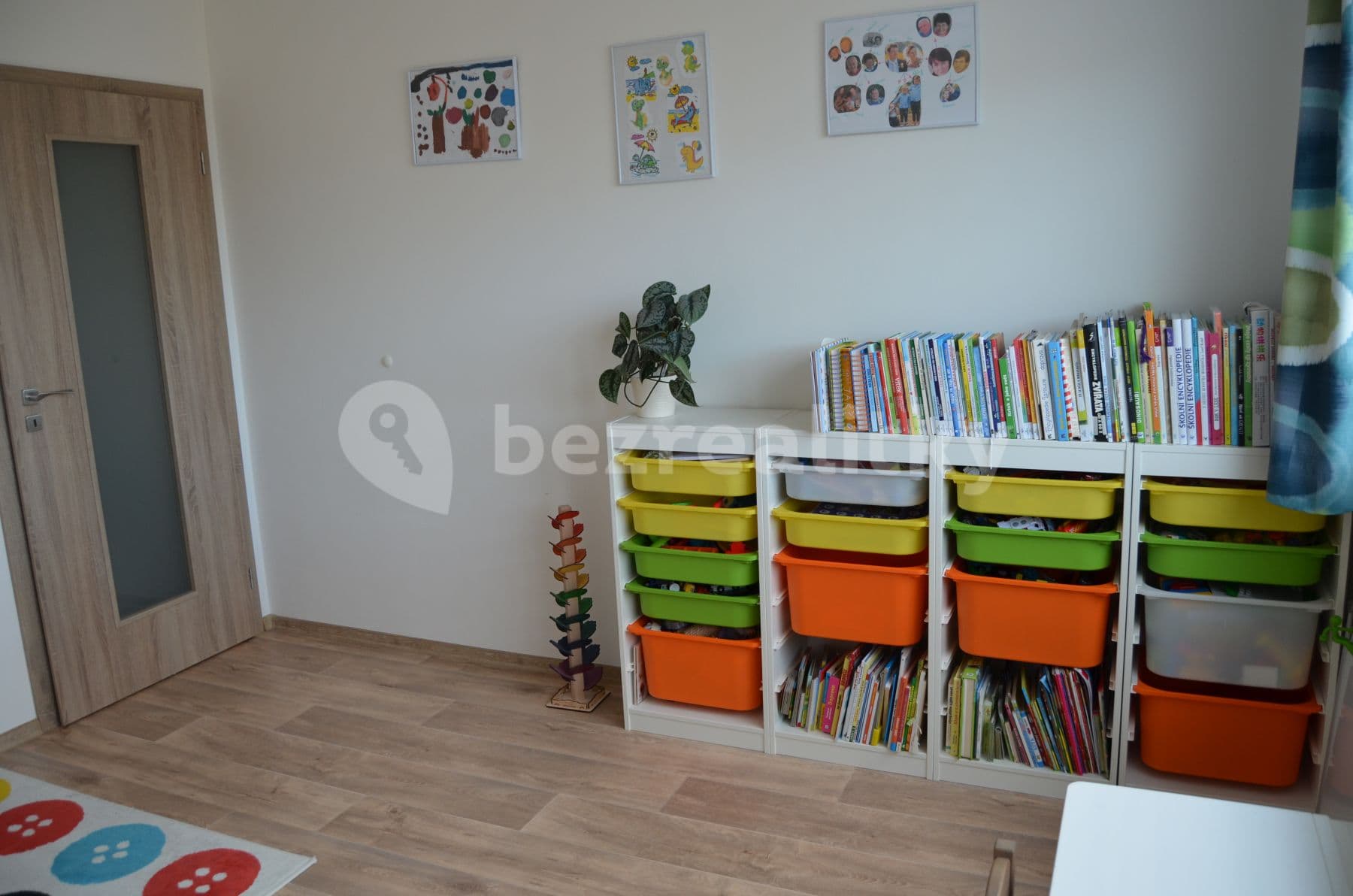 3 bedroom with open-plan kitchen flat to rent, 100 m², Barunčina, Prague, Prague 3 bedroom with open-plan kitchen flat to rent, 100 m², Barunčina, Prague, Prague