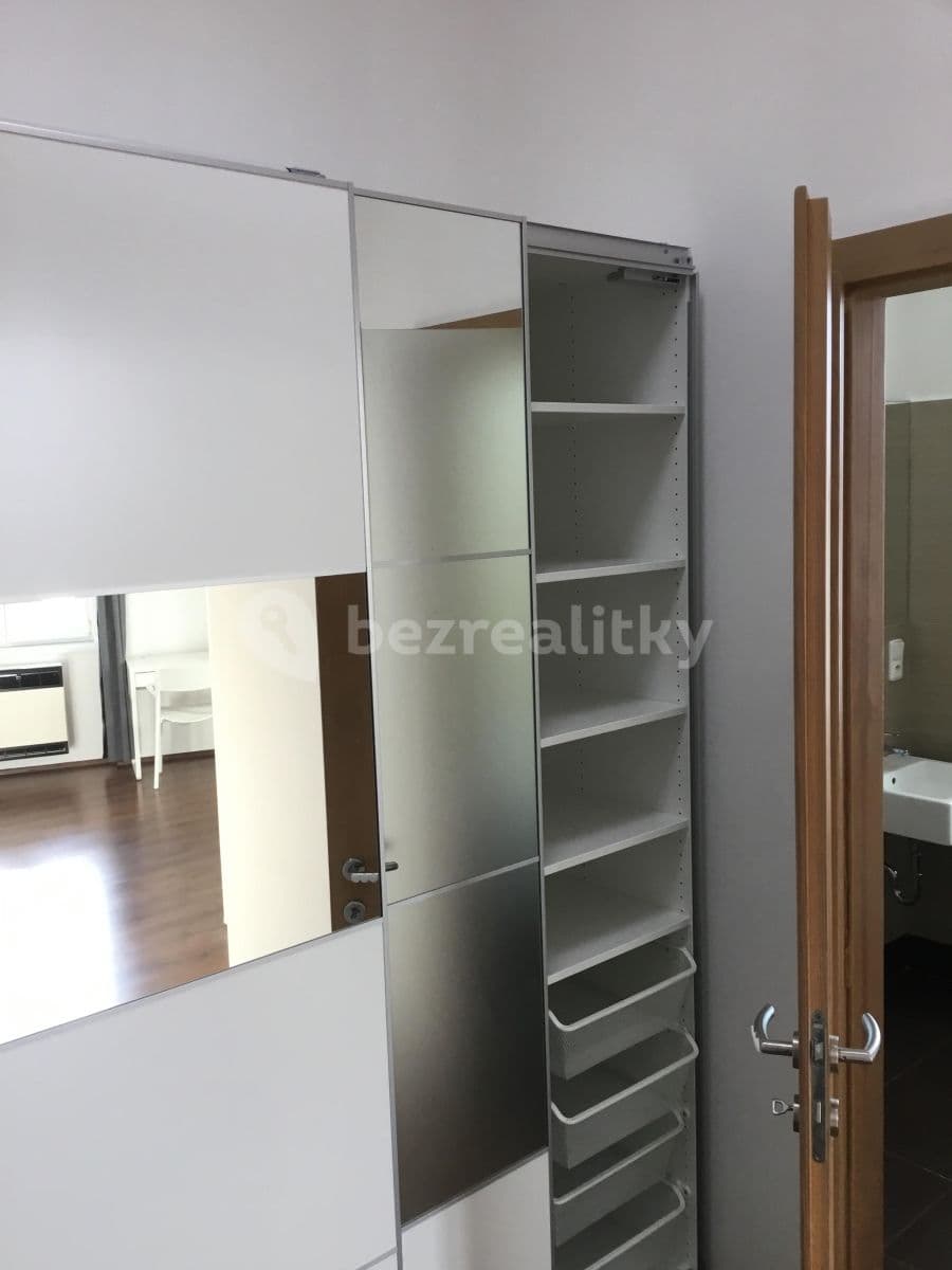 Studio flat to rent, 31 m², Zenklova, Prague, Prague Studio flat to rent, 31 m², Zenklova, Prague, Prague