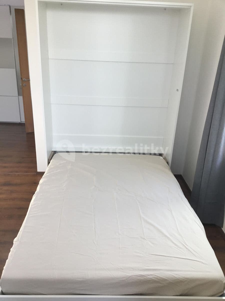 Studio flat to rent, 31 m², Zenklova, Prague, Prague Studio flat to rent, 31 m², Zenklova, Prague, Prague