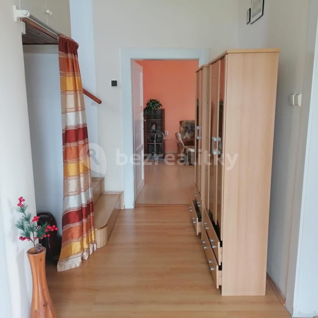 house to rent, 135 m², Révová, Mělník, Středočeský Region house to rent, 135 m², Révová, Mělník, Středočeský Region